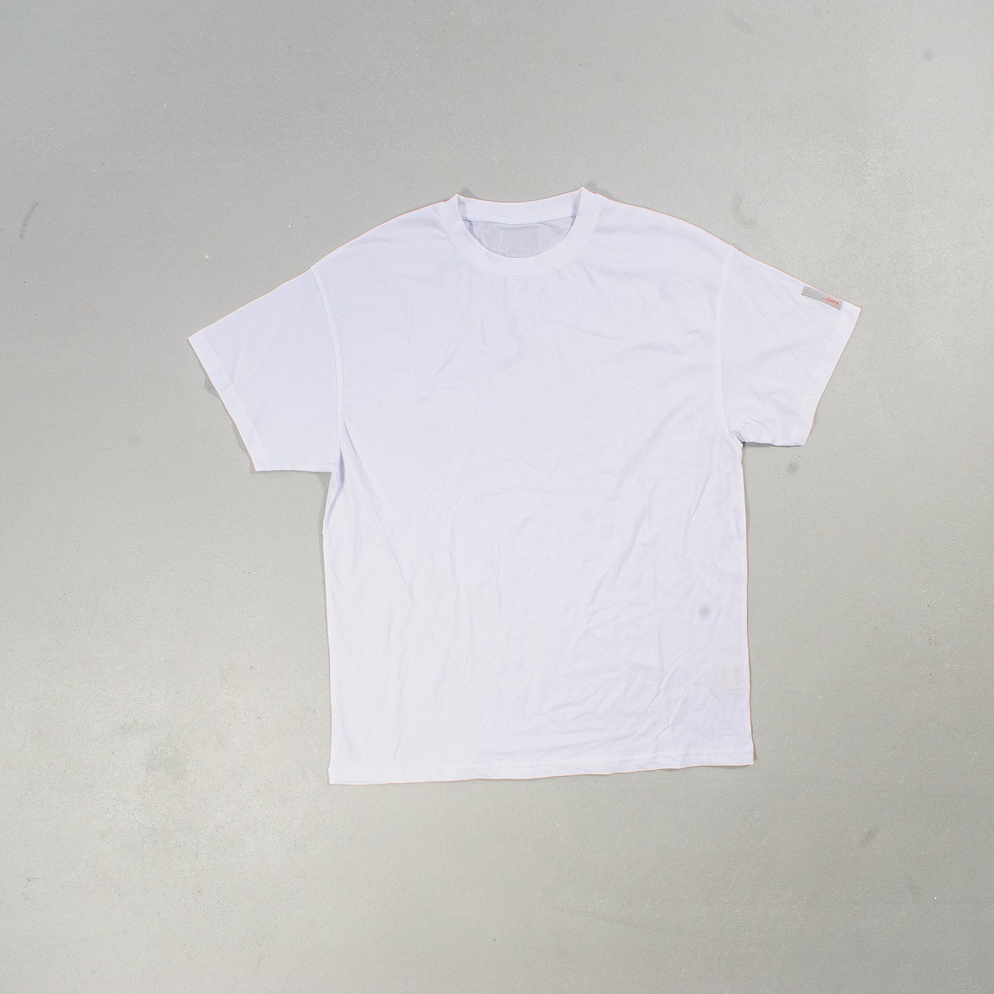 0009 T-Shirt (white, no print)