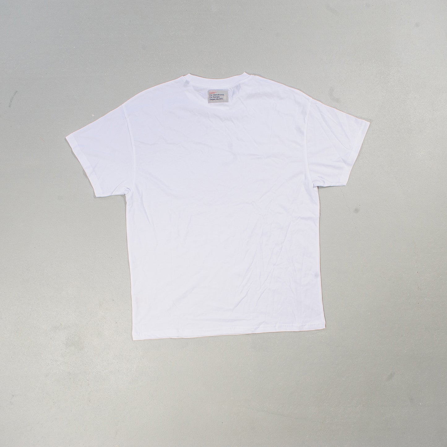 0009 T-Shirt (white, no print)