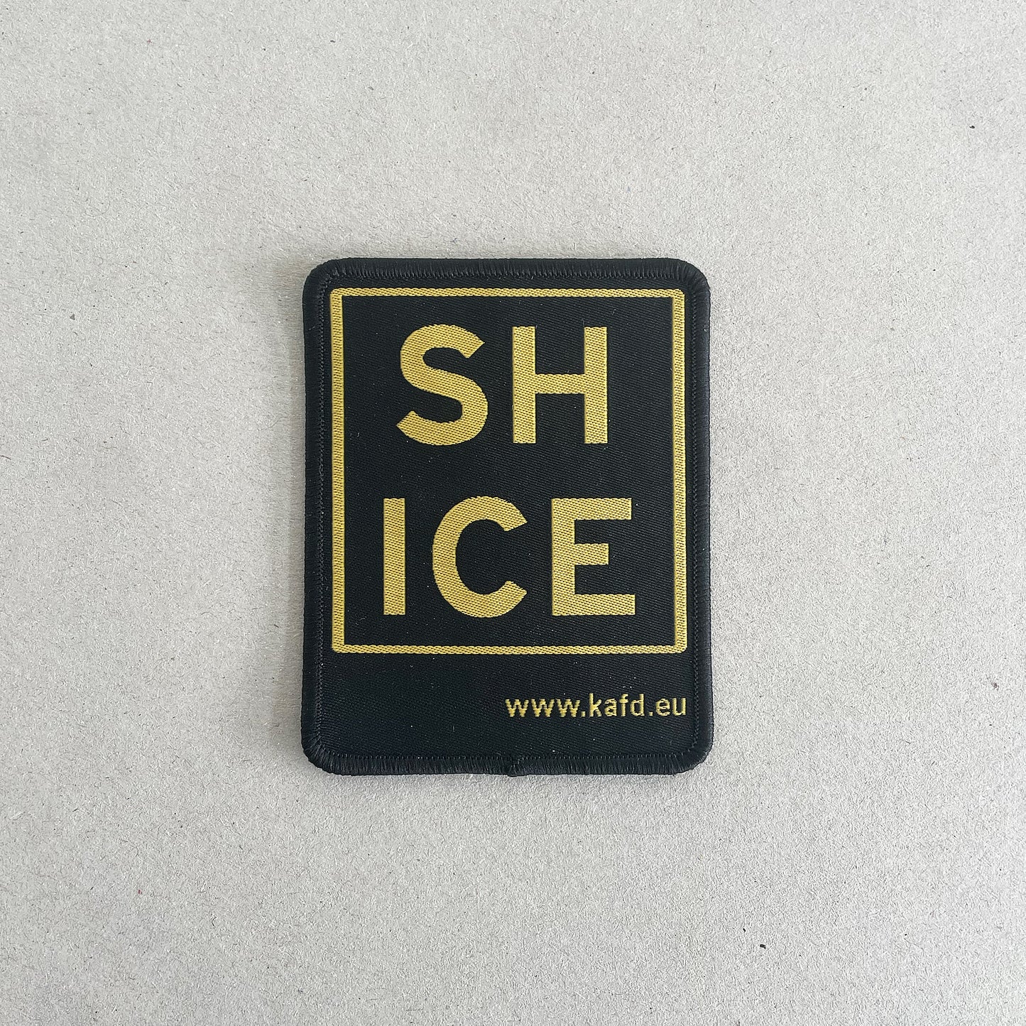 0027 Patch "SHICE", black/gold