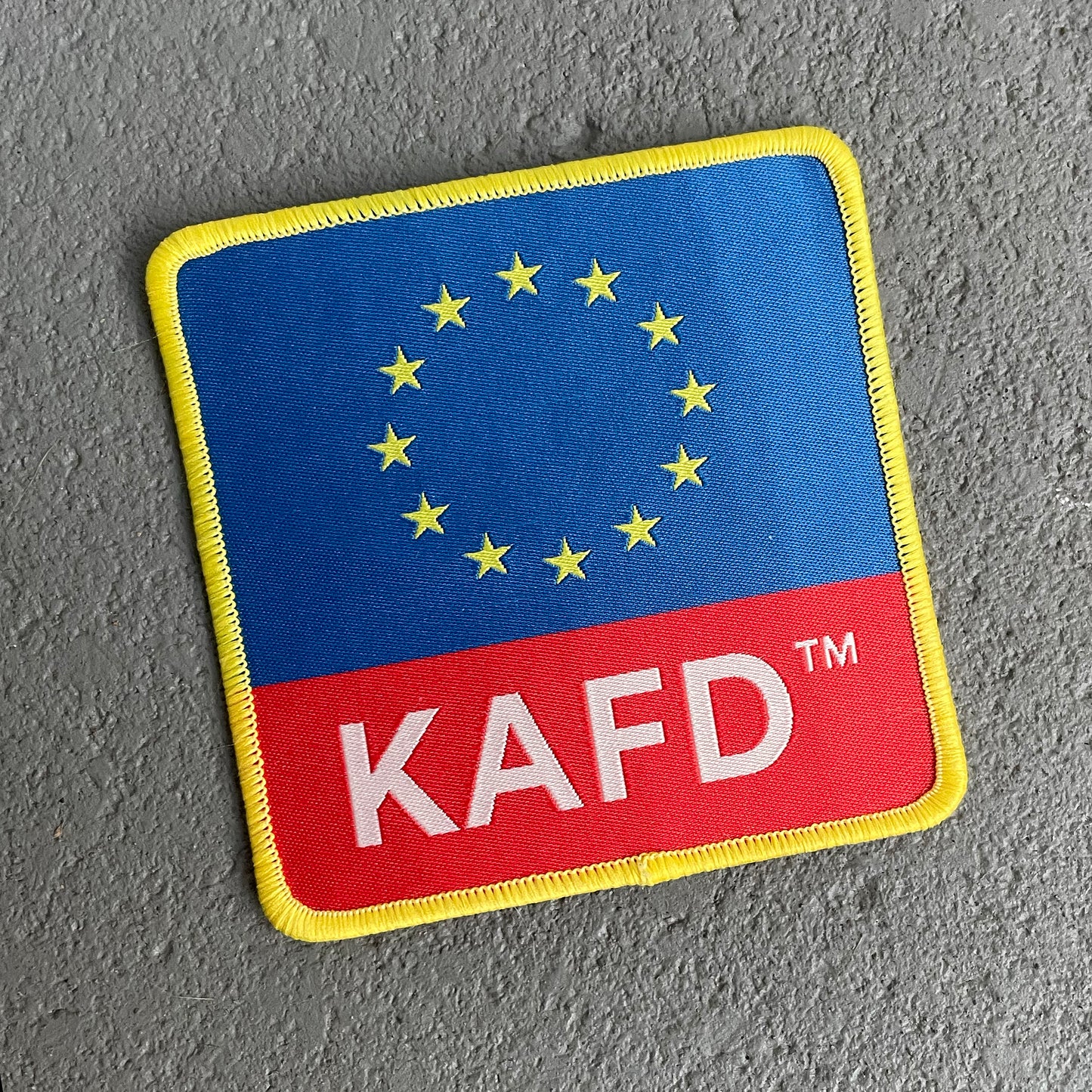 0028 Patch "Europa", red/blue