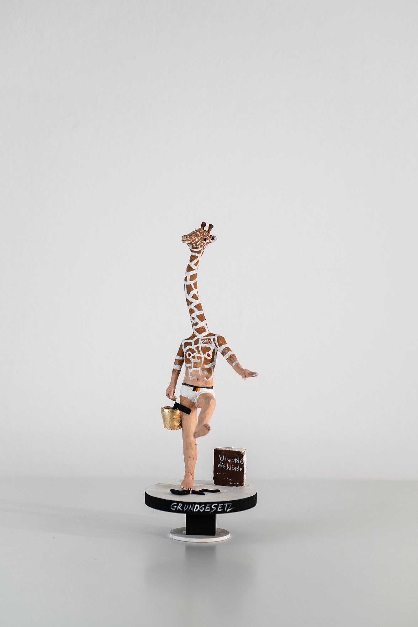 0030/010 KAFD Bundesgiraffe by Volker März